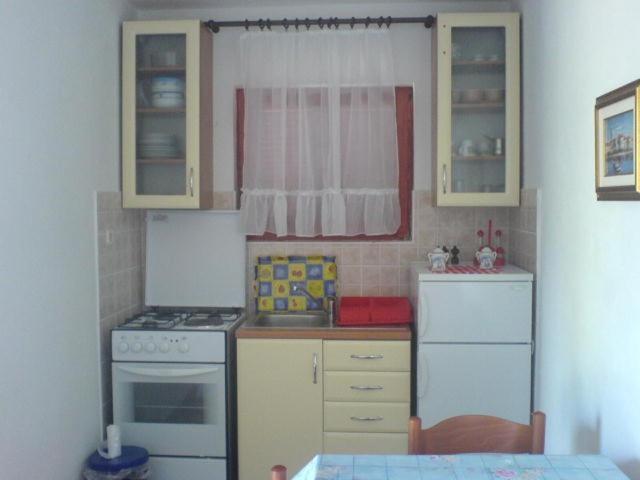 Apartmani Vesna Vir Ngoại thất bức ảnh