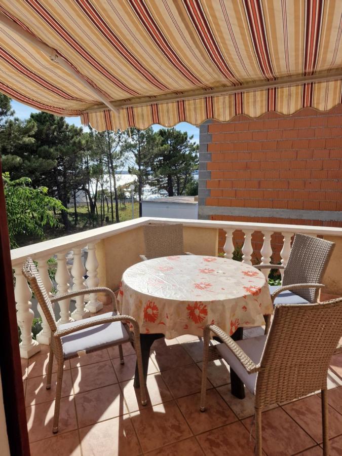 Apartmani Vesna Vir Ngoại thất bức ảnh